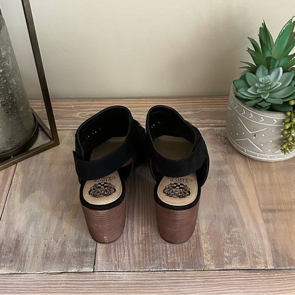 Vince Camuto Black Block Heel Laser Cut Sandal - NEW✨ - Picture 9 of 16